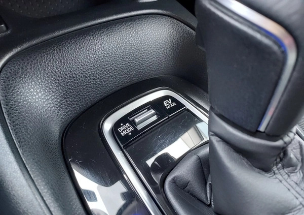Toyota Corolla cena 93900 przebieg: 106500, rok produkcji 2021 z Piaski małe 277